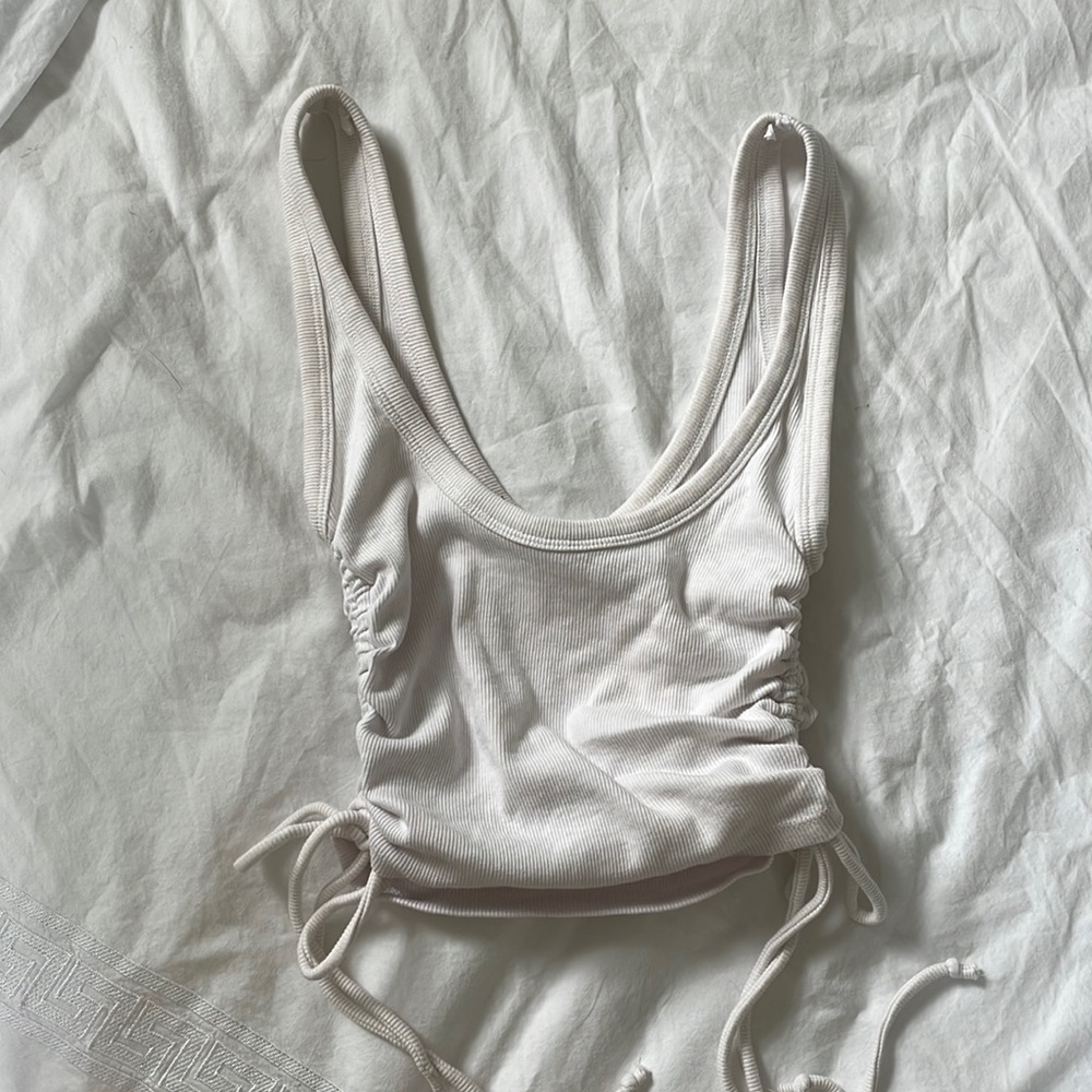 Zara Ruched Tank - Picture 3 of 4